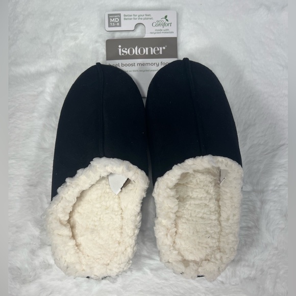 Isotoner Black Memory Foam Slippers with Heel Boost 7.5 - 8 Medium NEW! - Picture 2 of 9